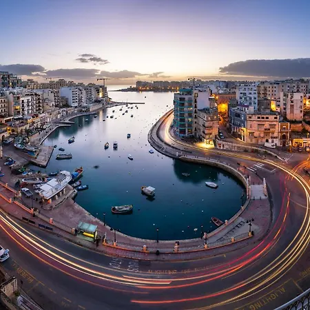 Cool Waters * Sliema