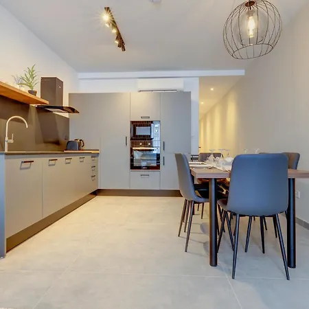 Cool Waters Apartment