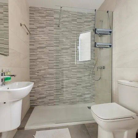 Cool Waters Apartment *