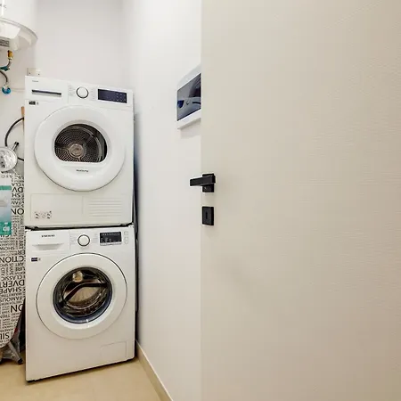 Cool Waters By Buena Vista Sliema